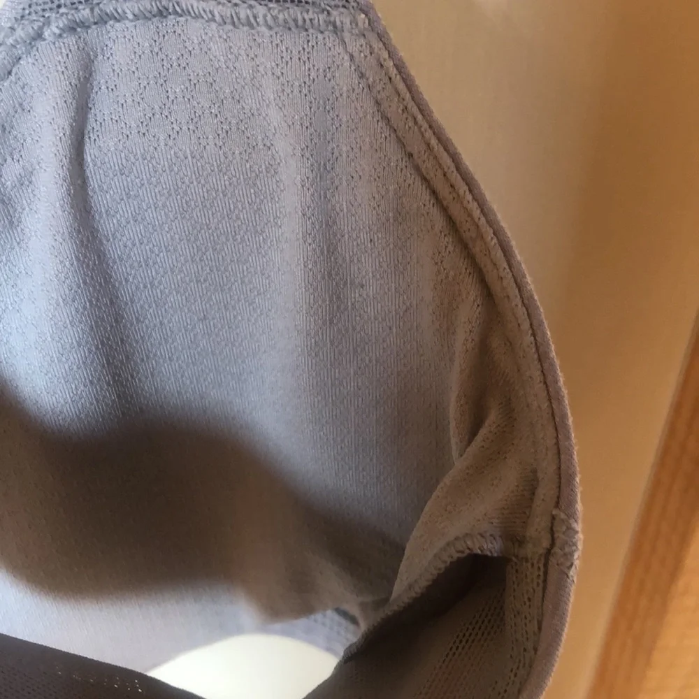 Lululemon free to be bra size 8 silver💫 - Picture 4 of 6